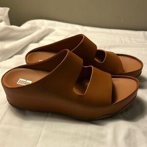 Brown Women's fitflop Slide Sandals